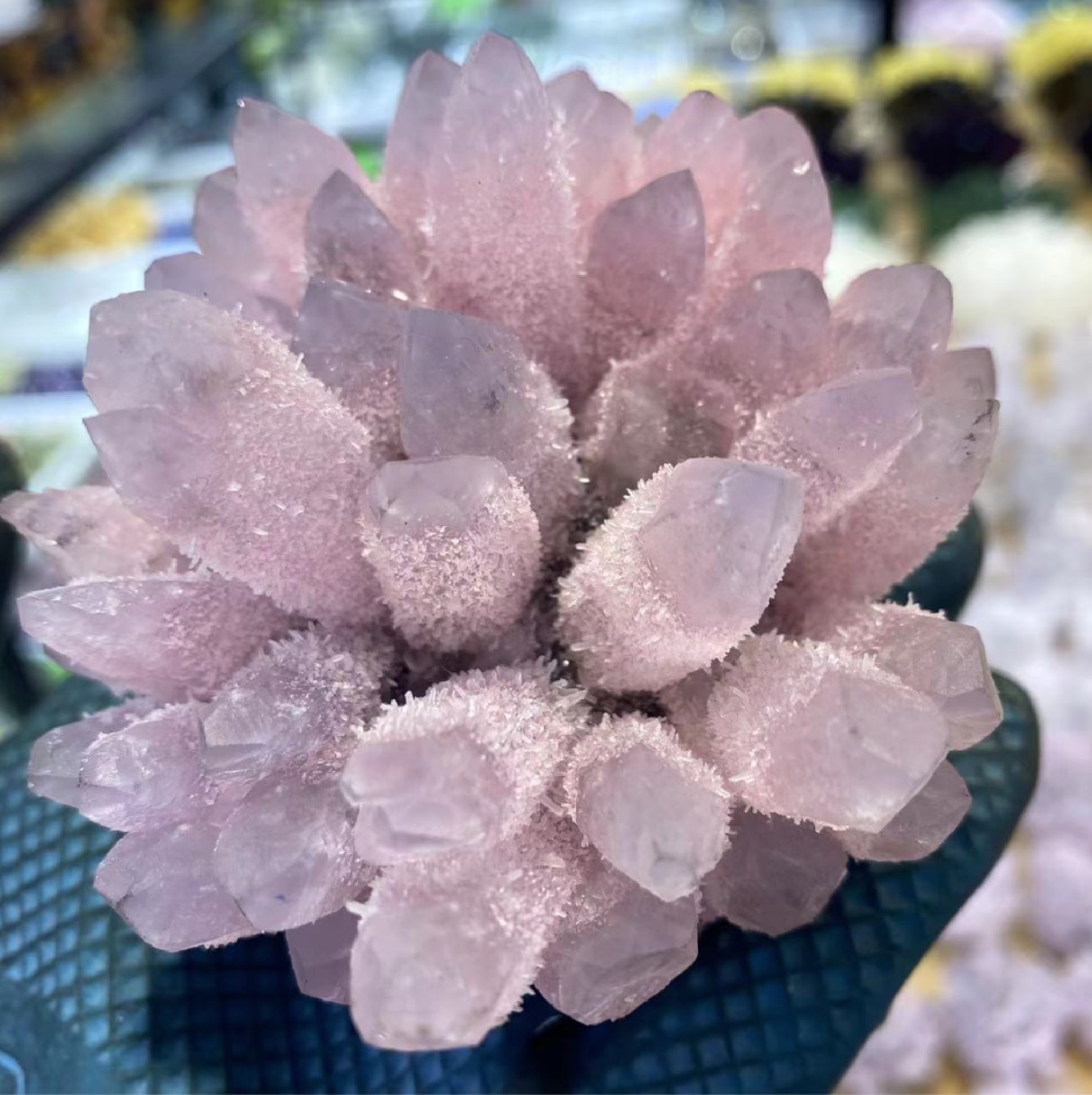 Natural Rose Crystal Cluster, Pink Crystal Stone, Pink quartz, Flower Quartz Crystal Cluster, Crystal Gemstone